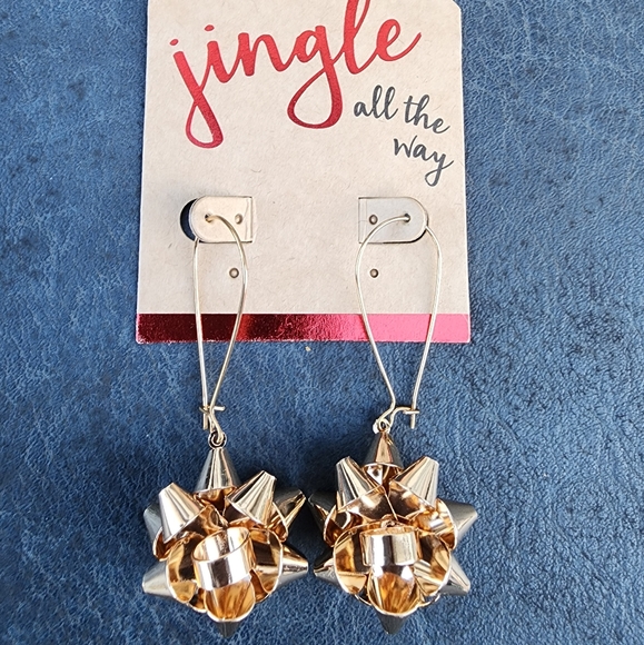 JINGLE Gold Bow Earrings - Picture 1 of 1